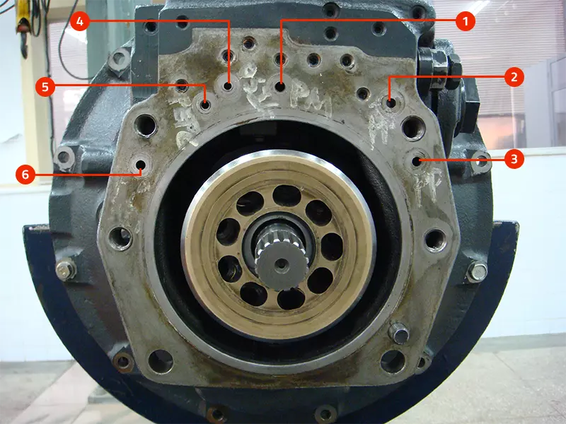 komatsu-excavator-kawasaki-pump-front-pump-end-oil-port.webp